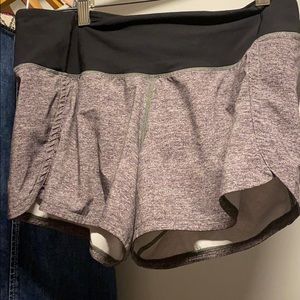 Lululemon Hotty Hot Short NEVER WORN